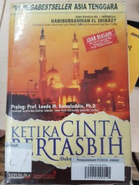 Ketika Cinta Bertasbih